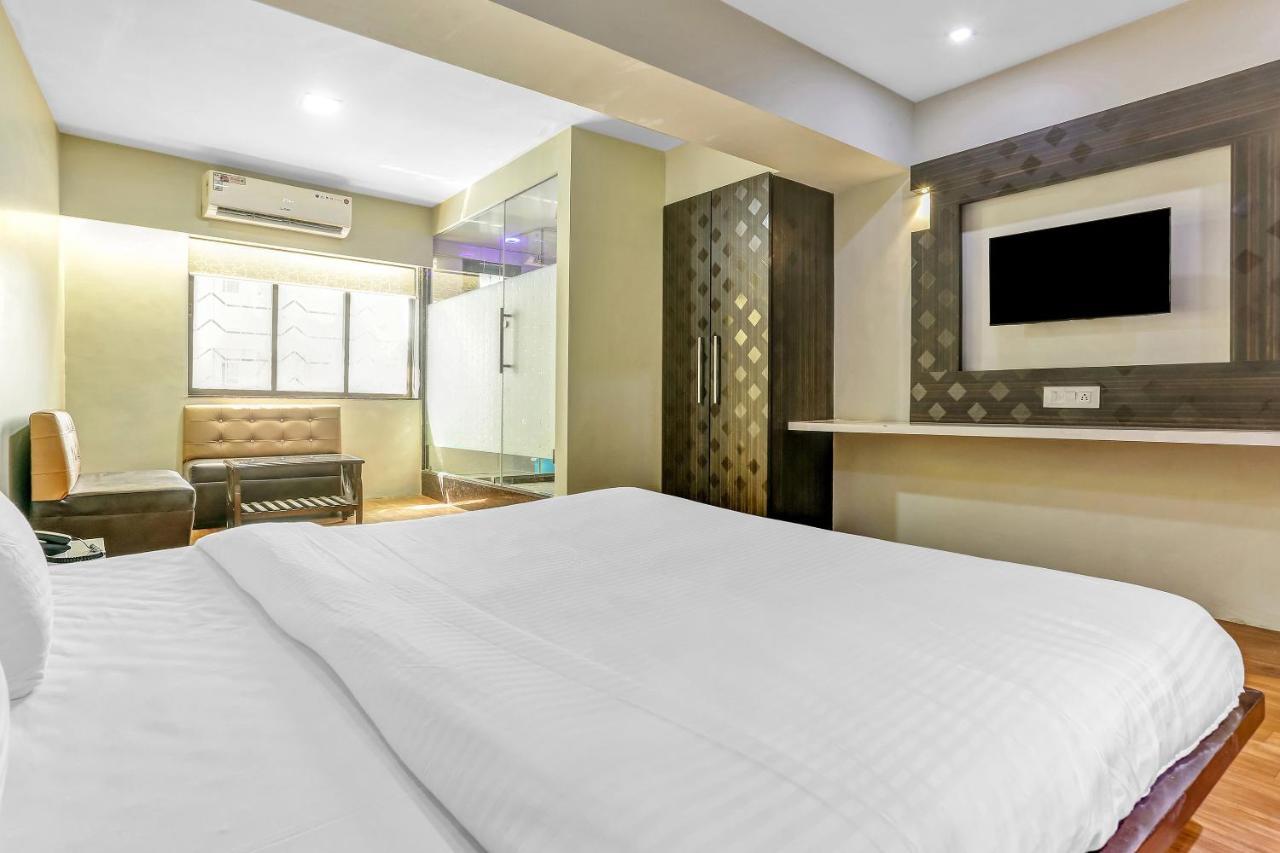 Oyo Flagship 83396 Hotel Vinyasa Residency Bombaj Exteriér fotografie