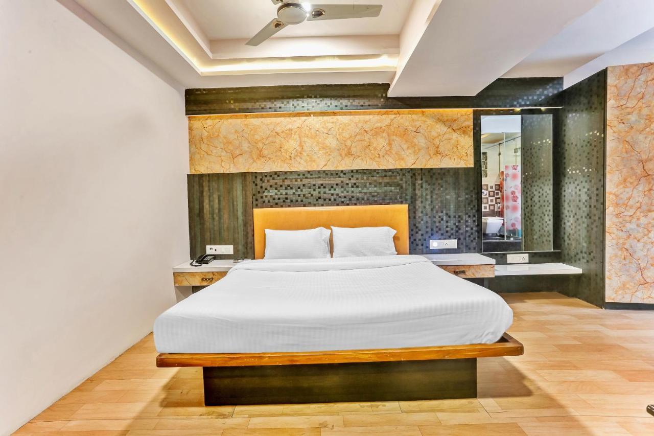Oyo Flagship 83396 Hotel Vinyasa Residency Bombaj Exteriér fotografie
