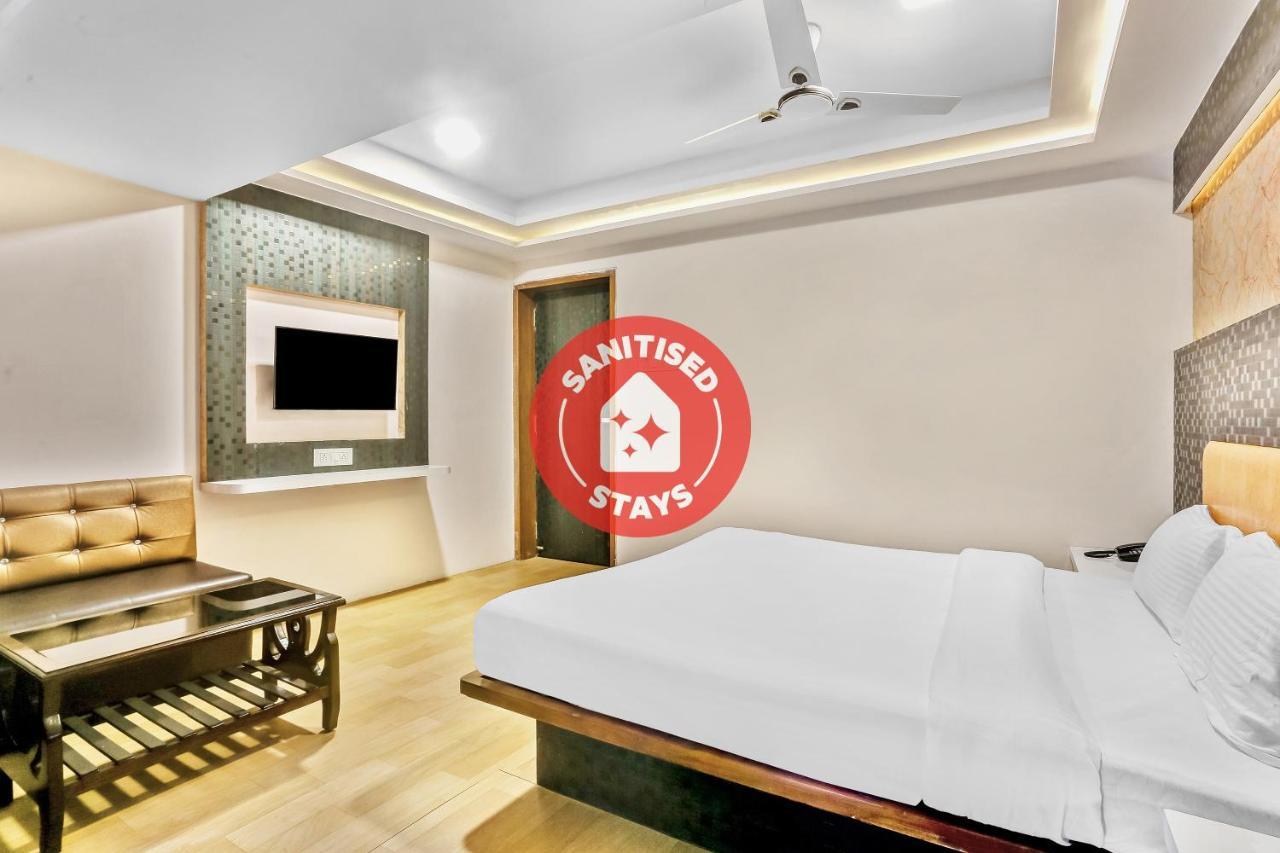 Oyo Flagship 83396 Hotel Vinyasa Residency Bombaj Exteriér fotografie